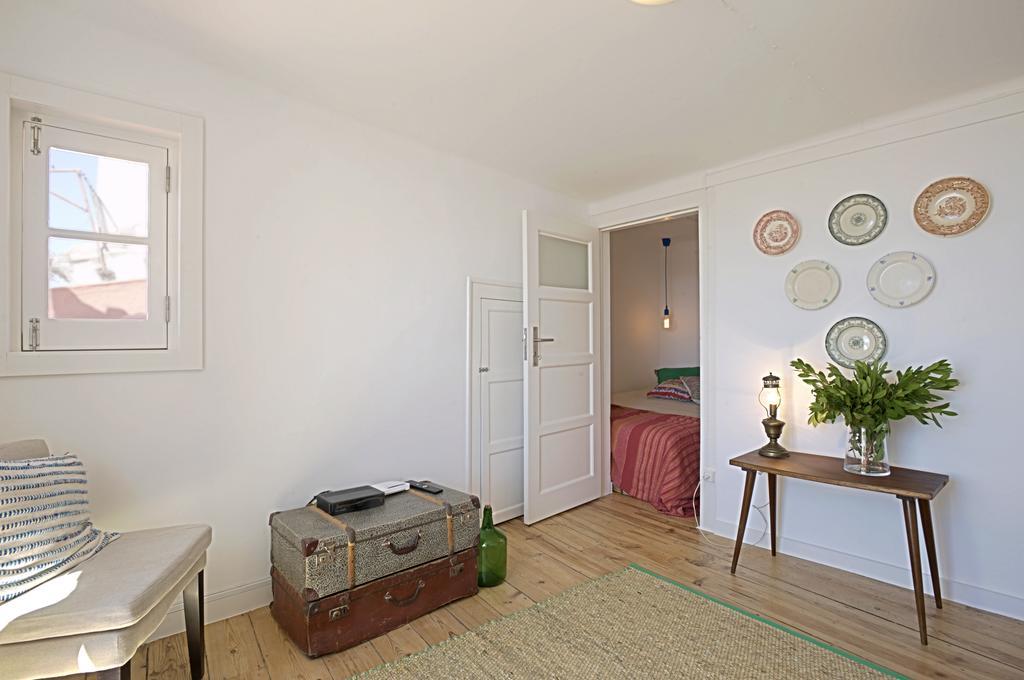 Stay Local In Alfama! Deolinda Central Home, Amazing View Lisbon Room photo