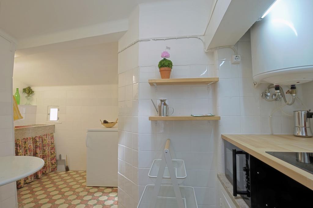 Stay Local In Alfama! Deolinda Central Home, Amazing View Lisbon Room photo